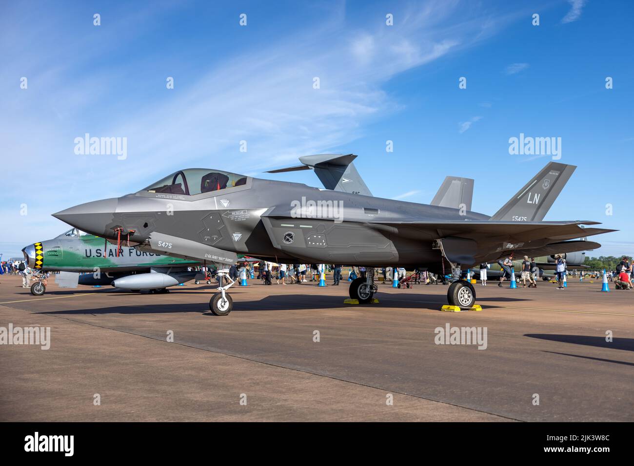 Lockheed Martin F-35A Lightning II der 495. Jagdgeschwader 'The Valkyries' auf der RIAT 2022 zur Feier des 75.-jährigen Jubiläums der USAF Stockfoto