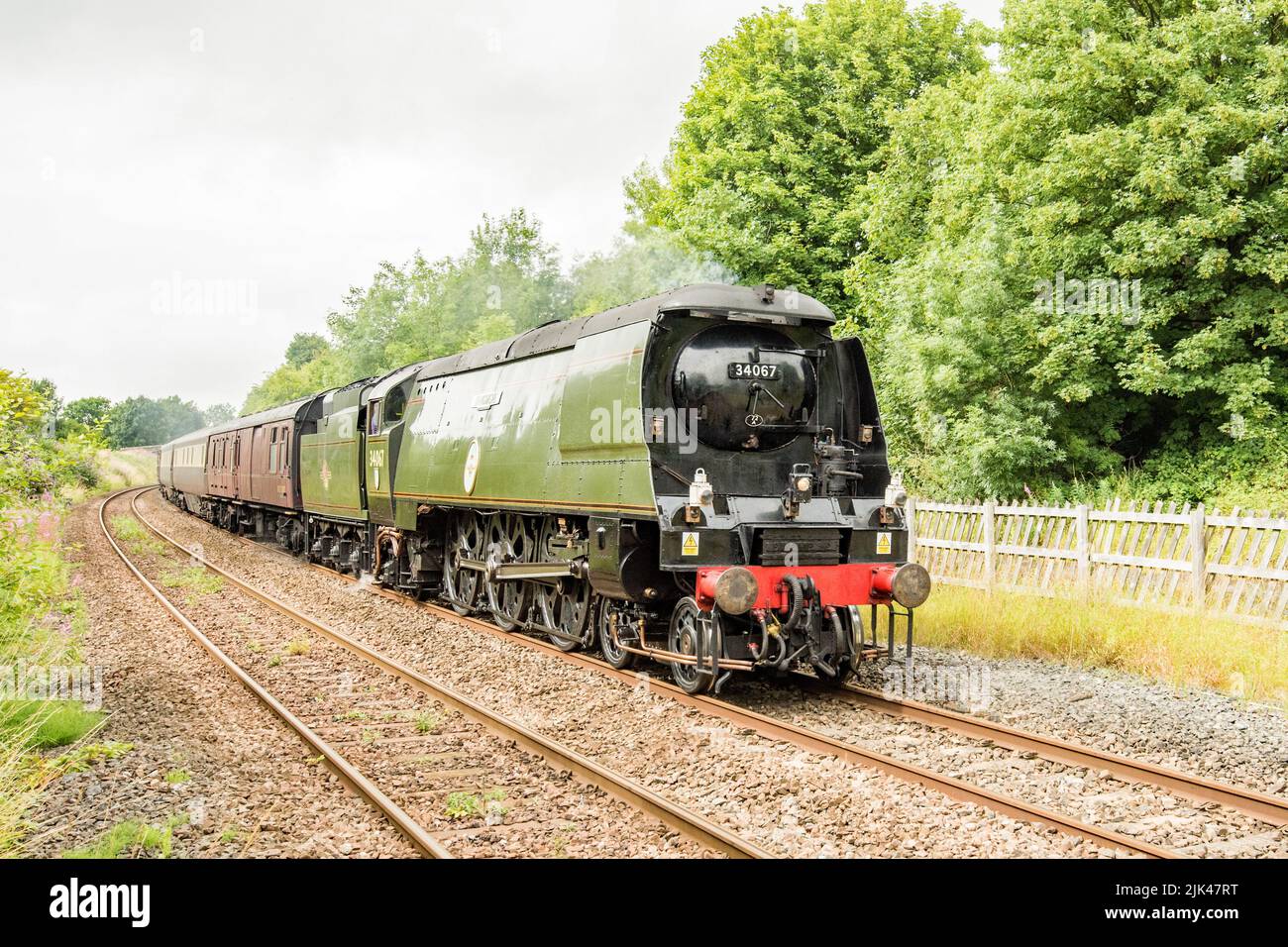 Tangmere Dampflokomotive 34067 auf der Linie Settle & Carlisle in Long Preston, 30.. Juli 2022 ,''Northern Belle'', West Coast Railway Co Ltd Stockfoto