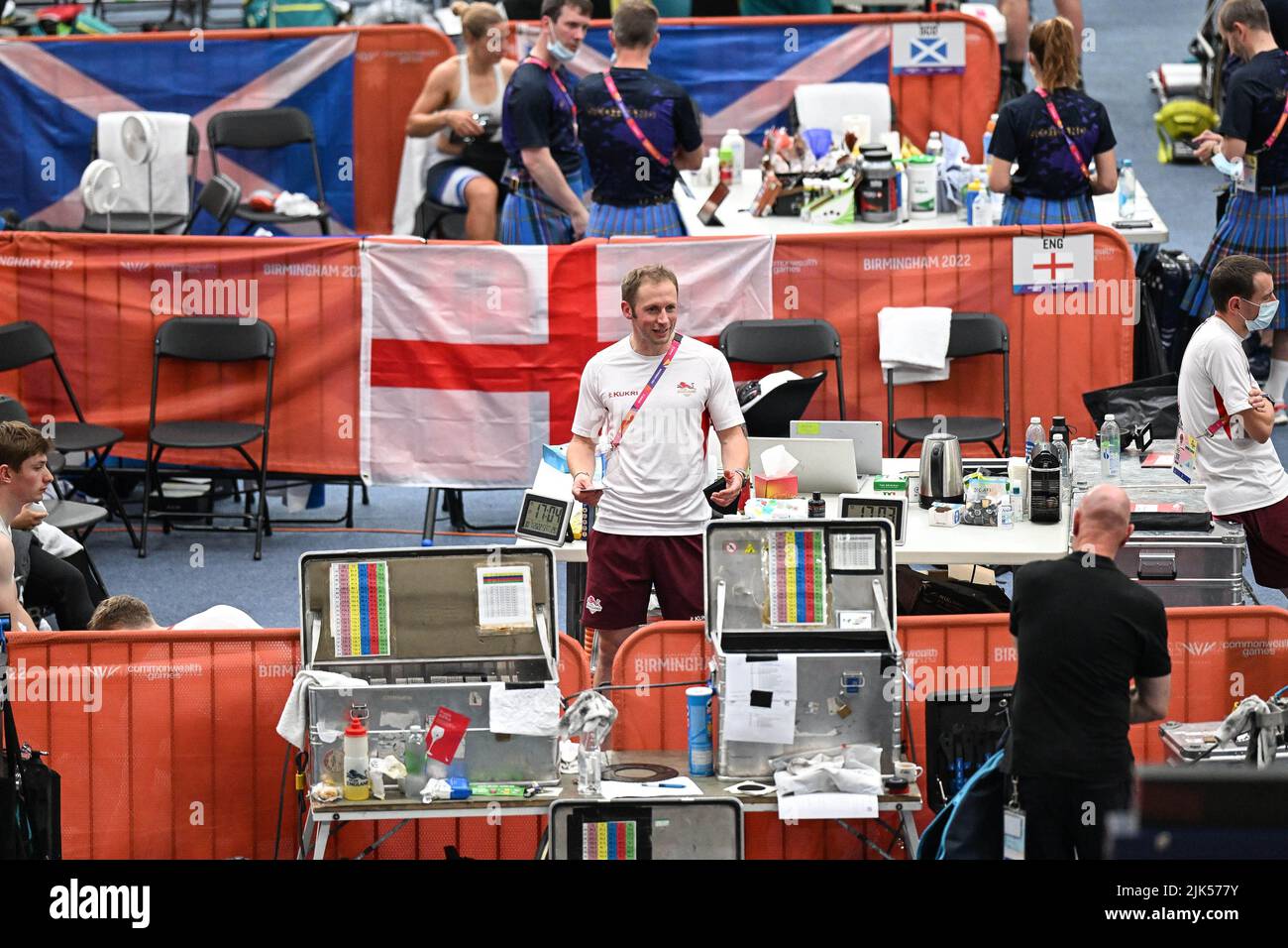 Birmingham, Großbritannien. 30.. Juli 2022. Jason Kenny, Olympiasieger, Coaching während des Track Cycling bei den Commonwealth Games im Lee Valley Velodrome am Samstag, 30.. Juli 2022. (Kredit: Pat Scaasi | MI Nachrichten) Kredit: MI Nachrichten & Sport /Alamy Live Nachrichten Stockfoto