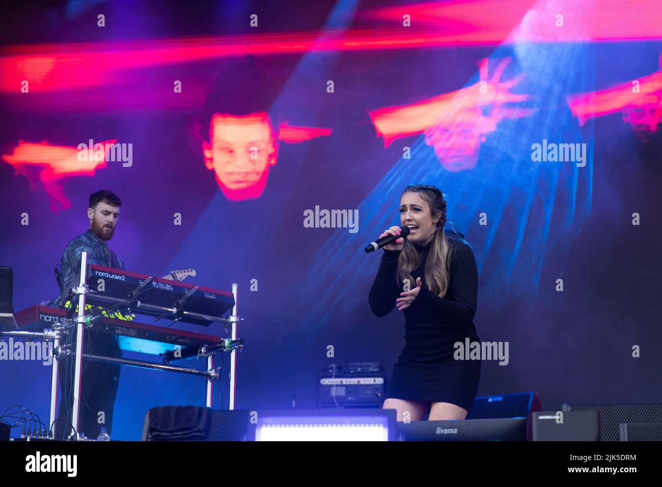 Newcastle, UK - Clean Bandit spielen Loosefest Festival, 30.. Juli 2022 Credit Jill O'Donnell/ Alamy Live News Credit: Jill ODonnell/Alamy Live News Stockfoto