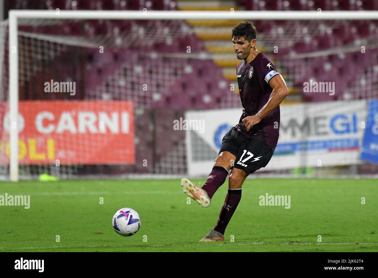 SALERNO, ITALIEN - JULI 30: Federico Fazio von Salernitana während der Angelo Iervolino Trophy mit Adana Demirspor, Reggina 1914 und US Salernitana in Stadi Stockfoto