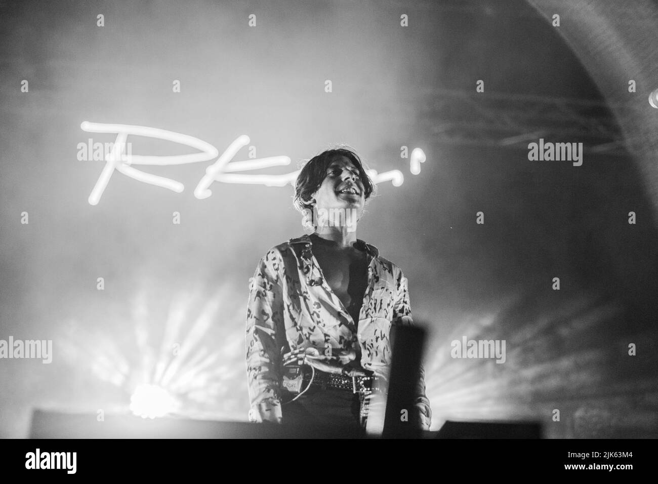 Rock in Roma, Rom, Italien, 30. Juli 2022, Rkomi singt auf der Bühne während der Rkomi Summer Tour 2022 - Italienische Sängerin Musikkonzert Stockfoto
