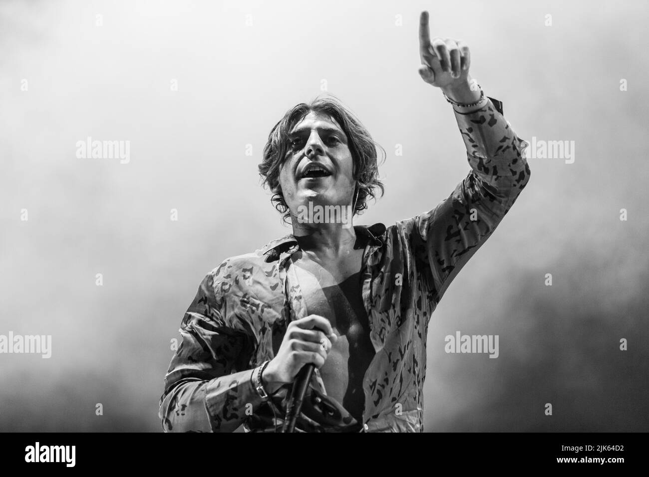 Rock in Roma, Rom, Italien, 30. Juli 2022, Rkomi singt auf der Bühne während der Rkomi Summer Tour 2022 - Italienische Sängerin Musikkonzert Stockfoto