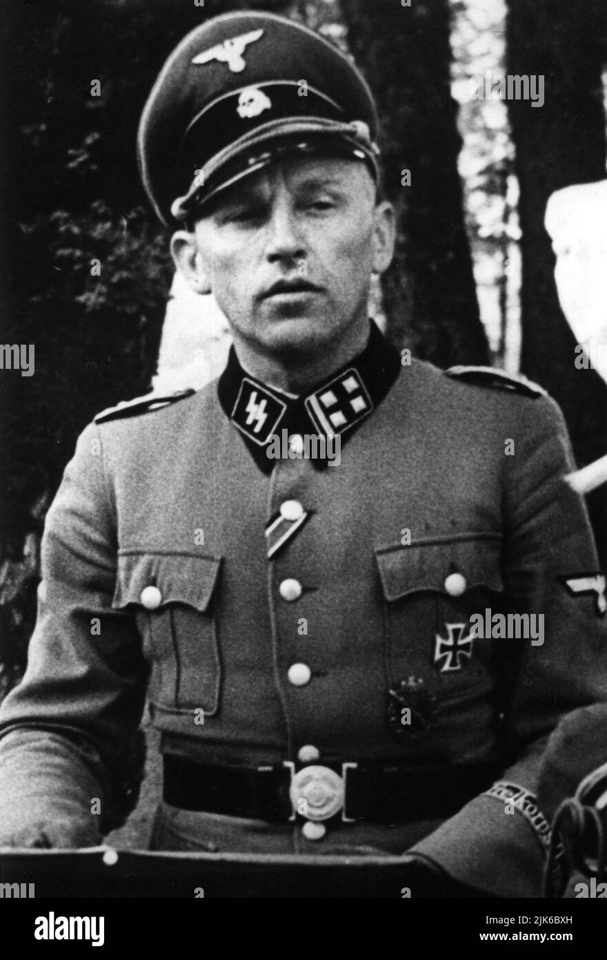 Die Nazi-deutschen Elitetruppen die Waffen-SS hatte viele Abteilungen ausländischer Freiwilliger, die an den nationalsozialismus glaubten. . Knud Børge Martinsen, der Kommandant des dänischen SS-Freikorps Dänemark war Stockfoto