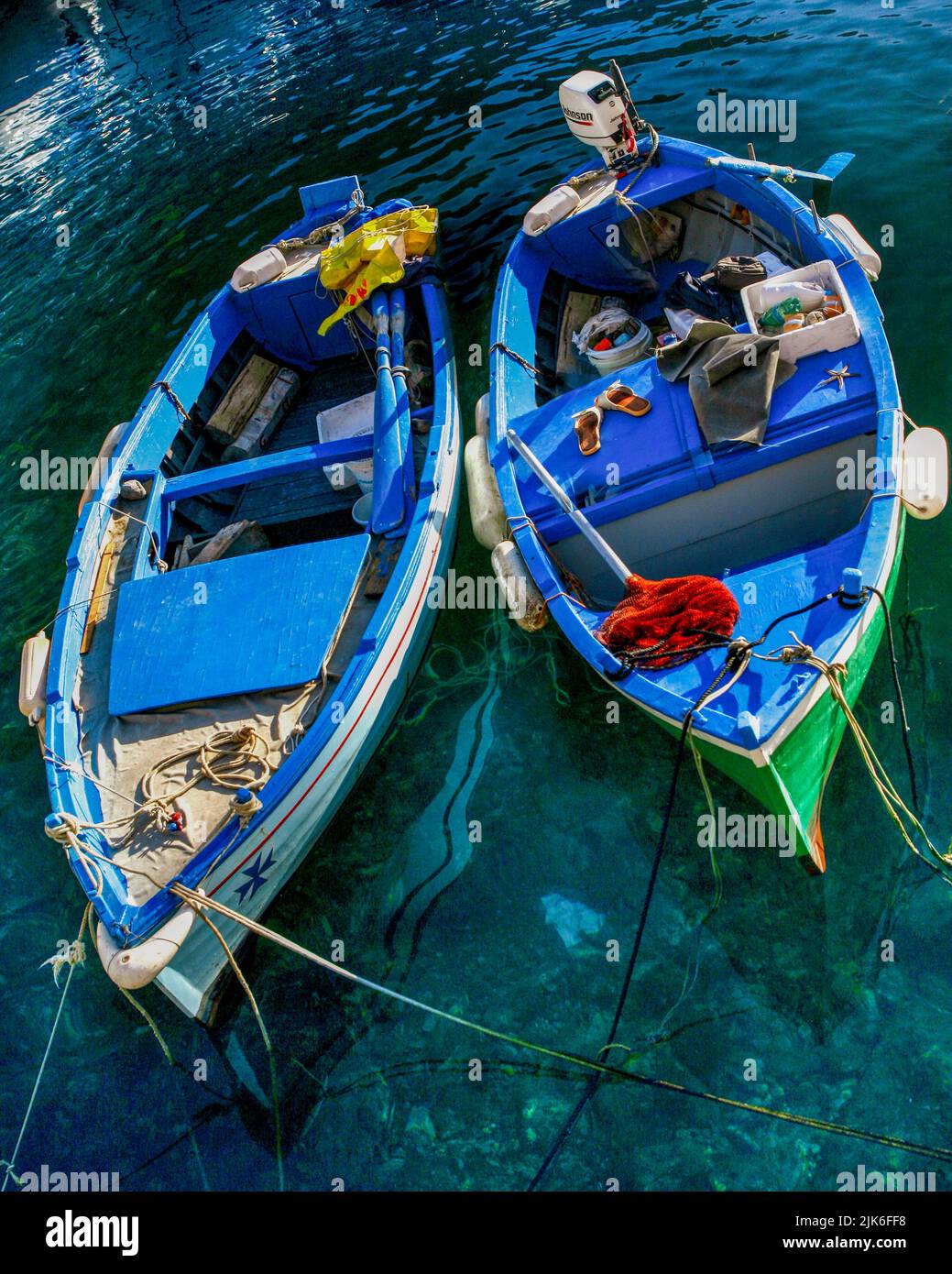 Die Amalfiküste ist eine sehr beliebte Lage für Sommerferien. Stockfoto