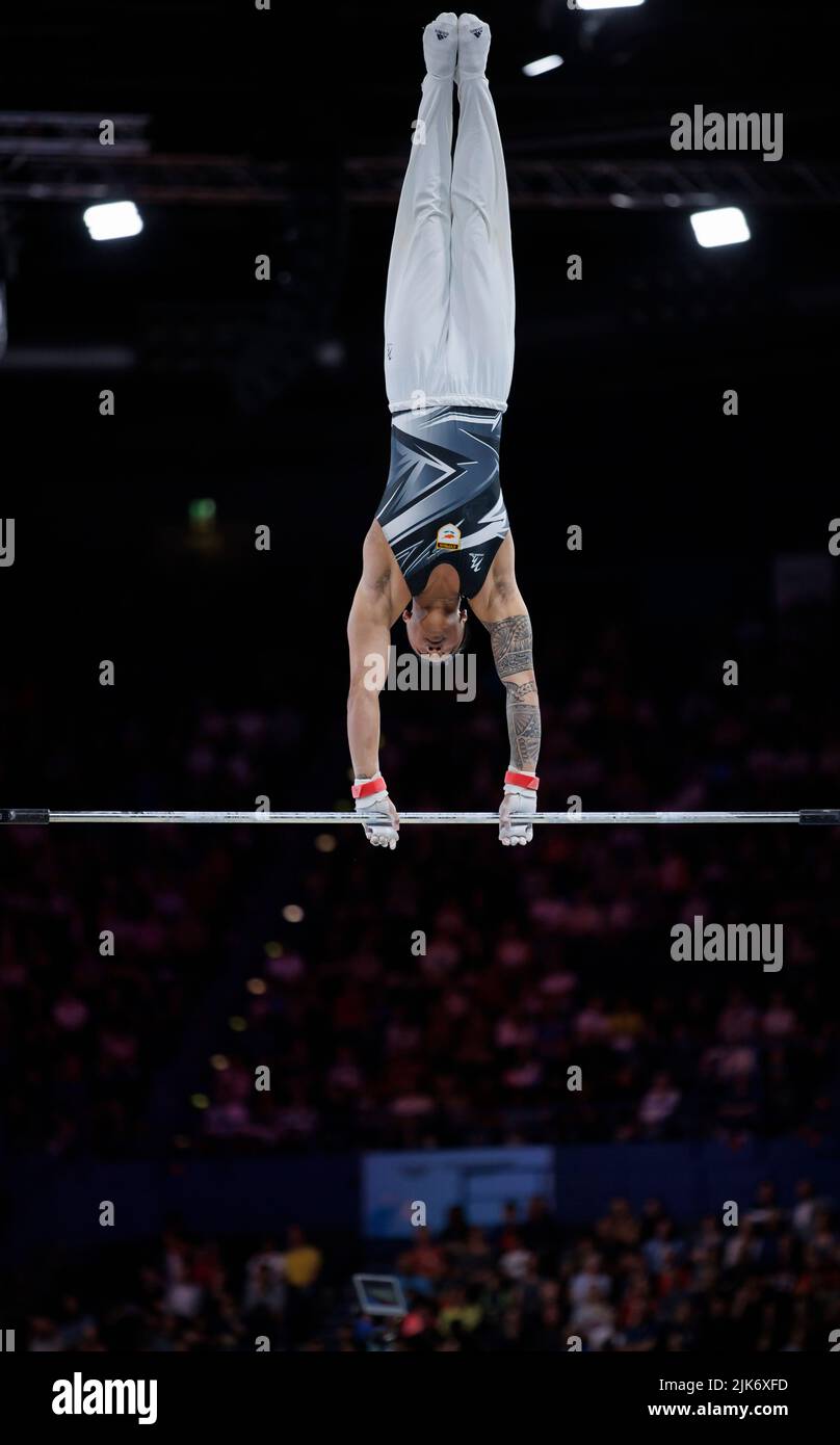 Birmingham, Großbritannien. Birmingham, Großbritannien . 31.. Juli 2022. 31.. Juli 2022; Arena, Birmingham, Midlands, England: Tag 3 der Commonwealth Games 2022: Marios Georgiou (CYP) während der High Bars-Routine des All-Round Finales der Artistic Gymnastics Männer Kredit: Action Plus Sports Images/Alamy Live News Kredit: Action Plus Sports Images/Alamy Live News Stockfoto