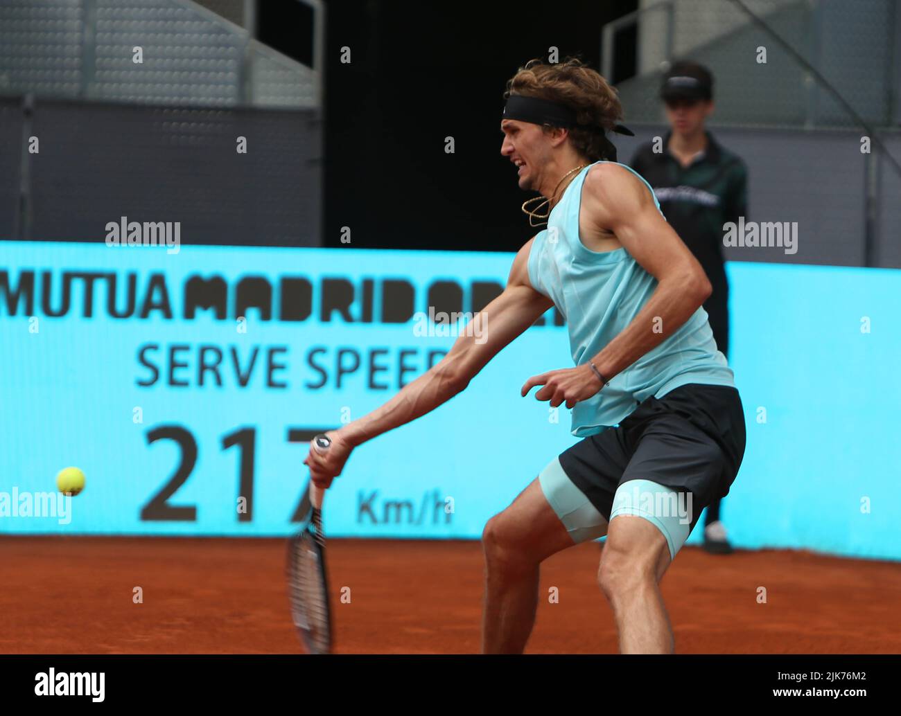 Alexander Zverev aus Deutschland beim Tennisturnier Mutua Madrid Open 2022 am 4. Mai 2022 im