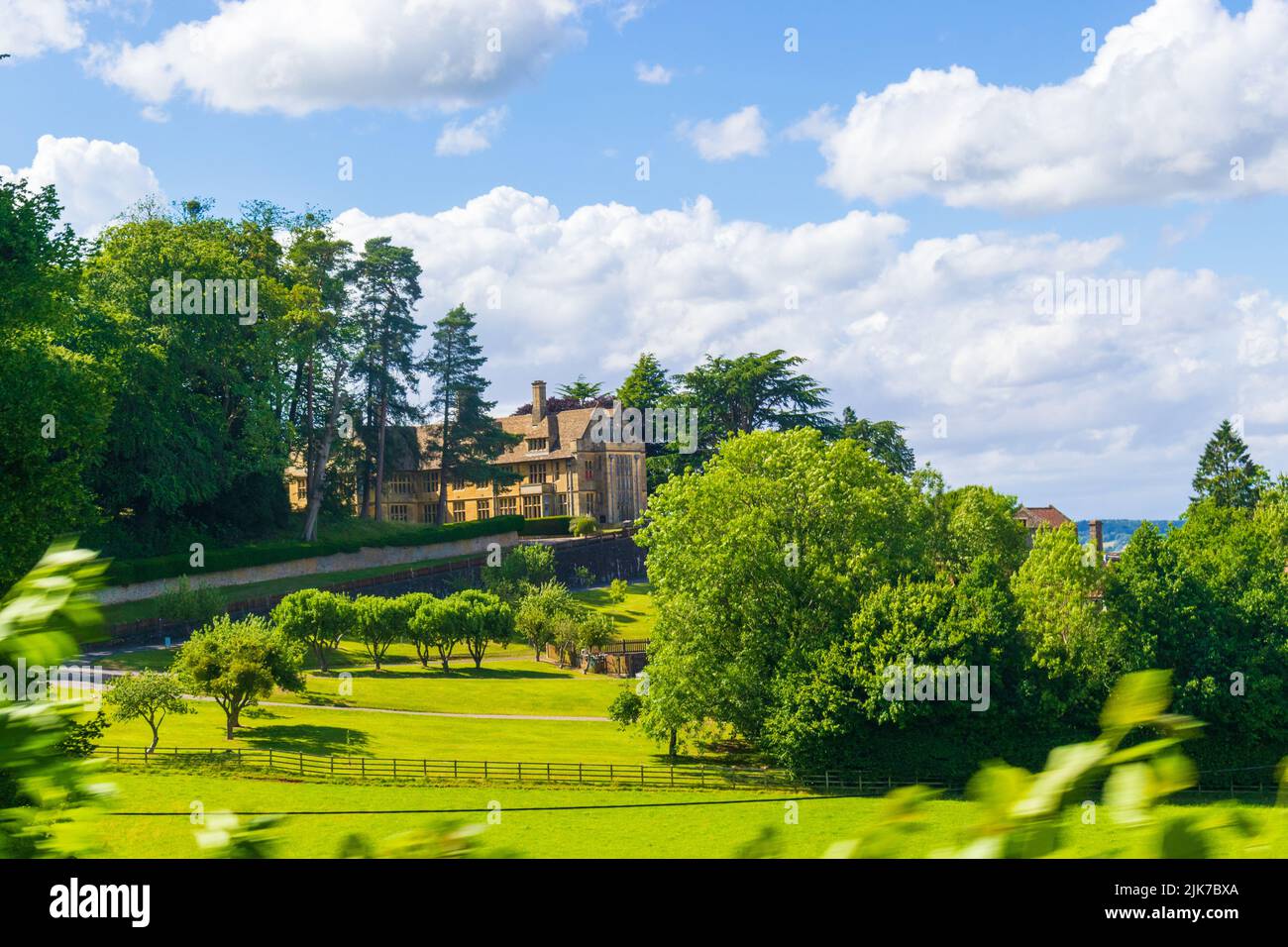 Blagdon ist ein Dorf und eine zivile Pfarrei in der zeremoniellen