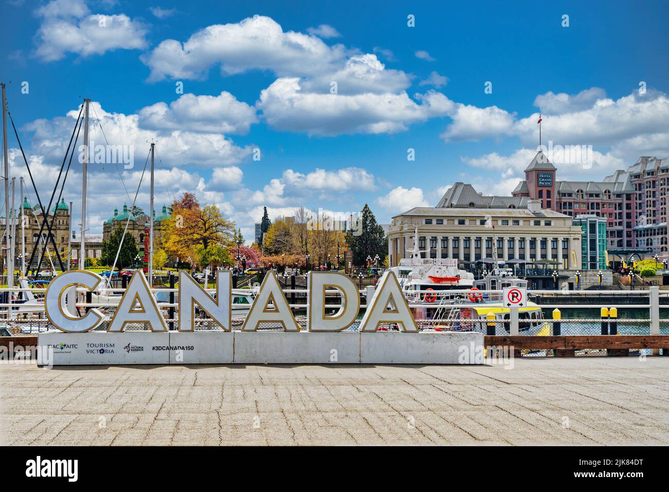 VICTORIA, BRITISH COLUMBIA - 28. April 2022: Victoria ist die Hauptstadt der kanadischen Provinz British Columbia, die sich an der Südspitze von Victoria befindet Stockfoto