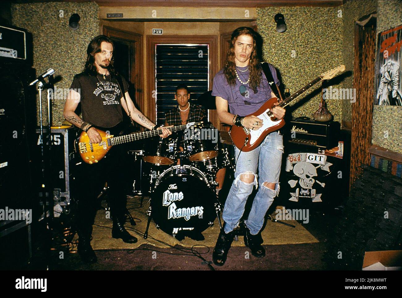 Steve Buscemi, Adam Sandler, Brendan Fraser Film Airheads (1994) Charaktere: REX,Pip,Chester 'Chazz' Darvey Regisseur: Michael Lehmann 05. August 1994 **WARNUNG** dieses Foto ist nur für redaktionelle Zwecke bestimmt und unterliegt dem Copyright von 20 CENTURY FOX und/oder dem Fotografen, der von der Film or Production Company zugewiesen wurde. Eine obligatorische Gutschrift für 20 CENTURY FOX ist erforderlich. Der Fotograf sollte ebenfalls angerechnet werden, wenn er bekannt ist. Ohne schriftliche Genehmigung der Film Company kann keine kommerzielle Nutzung gewährt werden. Stockfoto
