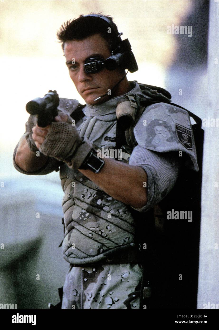 Jean-Claude Van Damme Film Universal Soldier (USA 1992) Charaktere: Luc Deveraux Regie: Roland Emmerich 10. Juli 1992 **WARNUNG** dieses Foto ist nur für redaktionelle Zwecke bestimmt und unterliegt dem Urheberrecht von CAROLCO PICTURES und/oder dem Fotografen, der von der Film- oder Produktionsgesellschaft beauftragt wurde, und kann nur durch Veröffentlichungen in Verbindung mit der Werbung für den oben genannten Film reproduziert werden. Eine obligatorische Gutschrift für CAROLCO PICTURES ist erforderlich. Der Fotograf sollte ebenfalls angerechnet werden, wenn er bekannt ist. Ohne schriftliche Genehmigung der Film Company kann keine kommerzielle Nutzung gewährt werden. Stockfoto