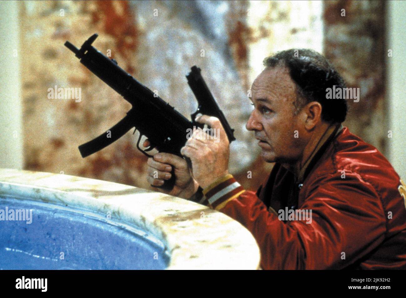 Gene Hackman Film Loose Cannons (1993) Charaktere: MacArthur Stern Regie: Bob Clark 09. Februar 1990 **WARNUNG** dieses Foto ist nur für redaktionelle Zwecke bestimmt und unterliegt dem Copyright von TRISTAR und/oder dem Fotografen, der von der Film- oder Produktionsgesellschaft beauftragt wurde. Es kann nur durch Veröffentlichungen in Verbindung mit der Werbung für den obigen Film reproduziert werden. Es ist eine obligatorische Gutschrift für TRISTAR erforderlich. Der Fotograf sollte ebenfalls angerechnet werden, wenn er bekannt ist. Ohne schriftliche Genehmigung der Film Company kann keine kommerzielle Nutzung gewährt werden. Stockfoto