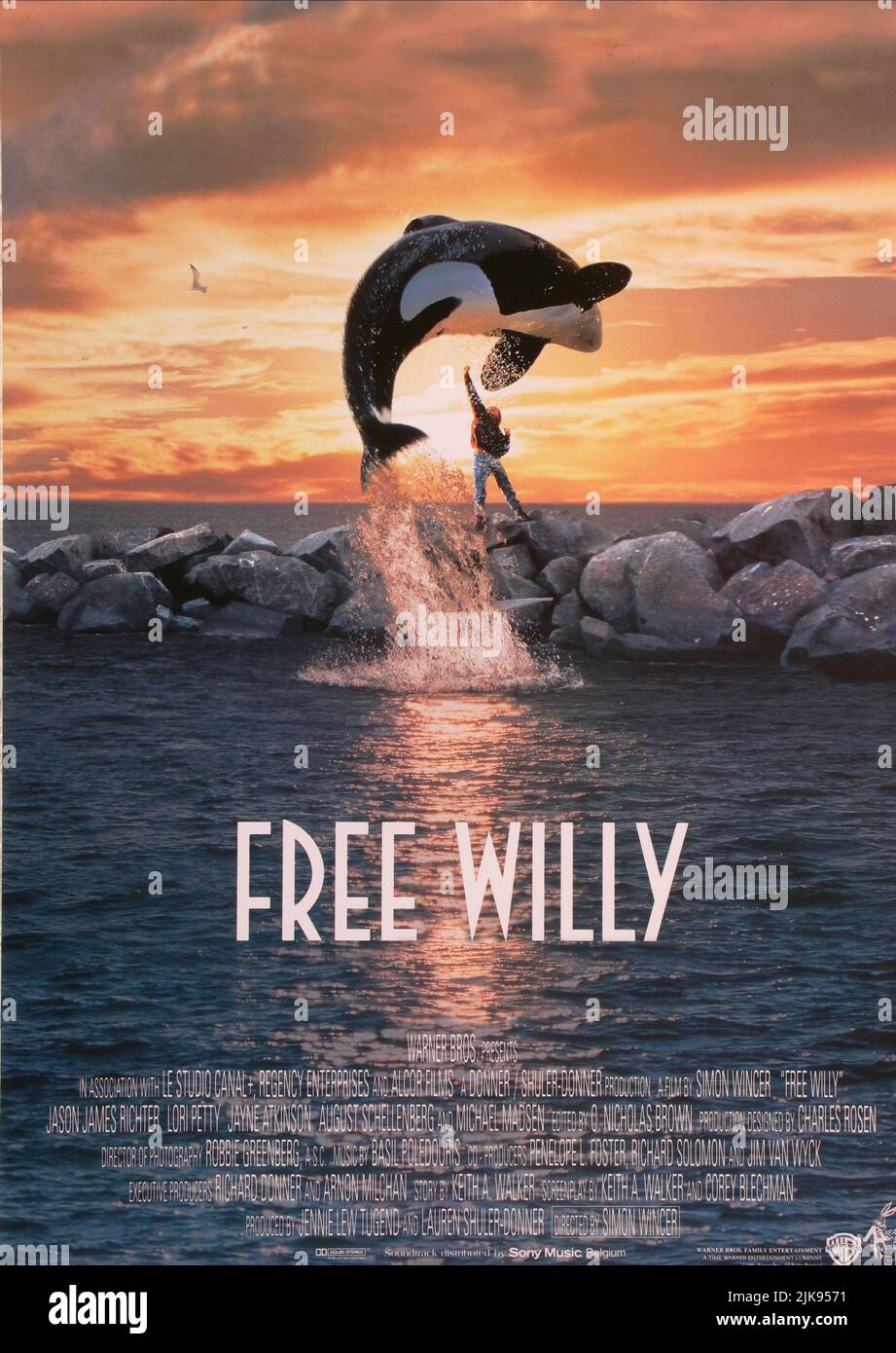 Jason James Richter Film Poster Film Free Willy (USA/FR 1993) Regie: Simon Wincer 16. Juli 1993 **WARNUNG** dieses Foto ist nur für redaktionelle Zwecke bestimmt und ist urheberrechtlich geschützt von WARNER BROS. Und/oder dem von der Film- oder Produktionsgesellschaft beauftragten Fotografen und dürfen nur durch Veröffentlichungen in Verbindung mit der Werbung für den oben genannten Film reproduziert werden. Eine obligatorische Gutschrift an WARNER BROS. Ist erforderlich. Der Fotograf sollte ebenfalls angerechnet werden, wenn er bekannt ist. Ohne schriftliche Genehmigung der Film Company kann keine kommerzielle Nutzung gewährt werden. Stockfoto