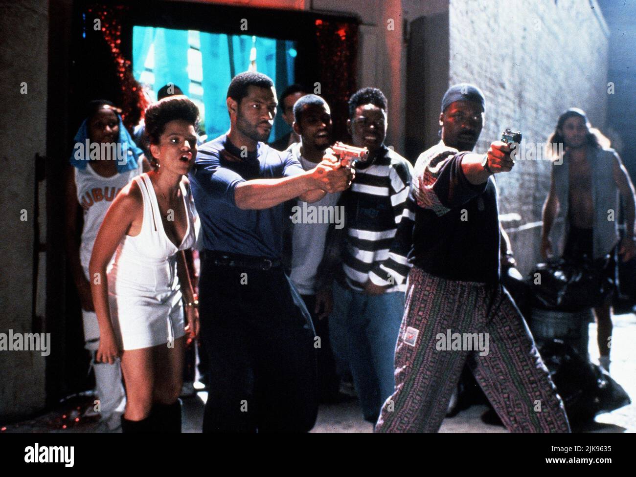 Jeff Goldblum Film Deep Cover (1992) Charaktere: David Jason Regie: Bill Duke 15. April 1992 **WARNUNG** dieses Foto ist nur für redaktionelle Zwecke bestimmt und unterliegt dem Copyright der NEUEN ZEILE und/oder des Fotografen, der von der Film- oder Produktionsgesellschaft zugewiesen wurde. Es kann nur durch Veröffentlichungen in Verbindung mit der Werbung für den obigen Film reproduziert werden. Eine obligatorische Gutschrift für EINE NEUE POSITION ist erforderlich. Der Fotograf sollte ebenfalls angerechnet werden, wenn er bekannt ist. Ohne schriftliche Genehmigung der Film Company kann keine kommerzielle Nutzung gewährt werden. Stockfoto