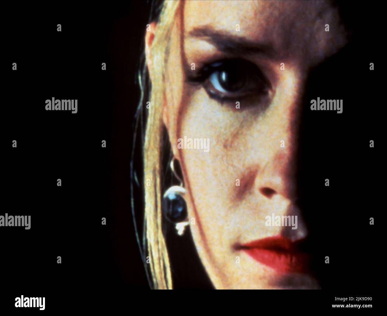 Elisabeth Shue Film Leaving Las Vegas (USA 1995) Charaktere: Sera Regie: Mike Figgis 15. September 1995 **WARNUNG** dieses Foto ist nur für redaktionelle Zwecke bestimmt und unterliegt dem Copyright der UNITED ARTISTS und/oder des von der Film or Production Company beauftragten Fotografen und kann nur durch Veröffentlichungen in Verbindung mit der Werbung für den oben genannten Film reproduziert werden. Eine obligatorische Gutschrift für UNITED ARTISTS ist erforderlich. Der Fotograf sollte ebenfalls angerechnet werden, wenn er bekannt ist. Ohne schriftliche Genehmigung der Film Company kann keine kommerzielle Nutzung gewährt werden. Stockfoto