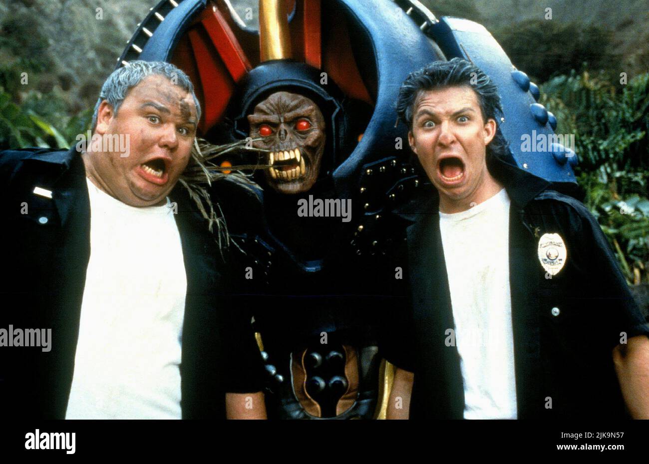 Paul Schrier & Jason Narvy Film Turbo: A Power Rangers Movie (USA/JP 1997) Charaktere: Farkus Regie: Shuki Levy & David Gewinner 28. März 1997 **WARNUNG** dieses Foto ist nur für redaktionelle Zwecke bestimmt und unterliegt dem Copyright von 20TH CENTURY FOX und/oder dem Fotografen, der von der Film- oder Produktionsgesellschaft zugewiesen wurde. Eine obligatorische Gutschrift für 20TH CENTURY FOX ist erforderlich. Der Fotograf sollte ebenfalls angerechnet werden, wenn er bekannt ist. Ohne schriftliche Genehmigung der Film Company kann keine kommerzielle Nutzung gewährt werden. Stockfoto