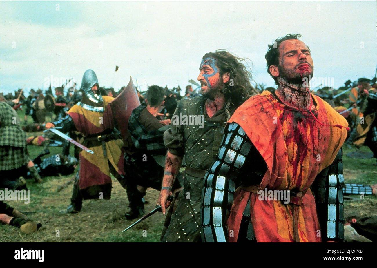 Battle Scene Film: Braveheart (USA 1995) Regie: Mel Gibson 18 May 1995 **WARNUNG** Dieses Foto ist nur für redaktionelle Verwendung bestimmt und unterliegt dem Copyright von ICON PRODUCTIONS und/oder dem von der Film oder Production Company beauftragten Fotografen und kann nur von Publikationen im Zusammenhang mit der Bewerbung des oben genannten Films reproduziert werden. Eine obligatorische Gutschrift für ICON-PRODUKTIONEN ist erforderlich. Der Fotograf sollte auch bei Bekanntwerden des Fotos gutgeschrieben werden. Ohne schriftliche Genehmigung der Film Company kann keine kommerzielle Nutzung gewährt werden. Stockfoto