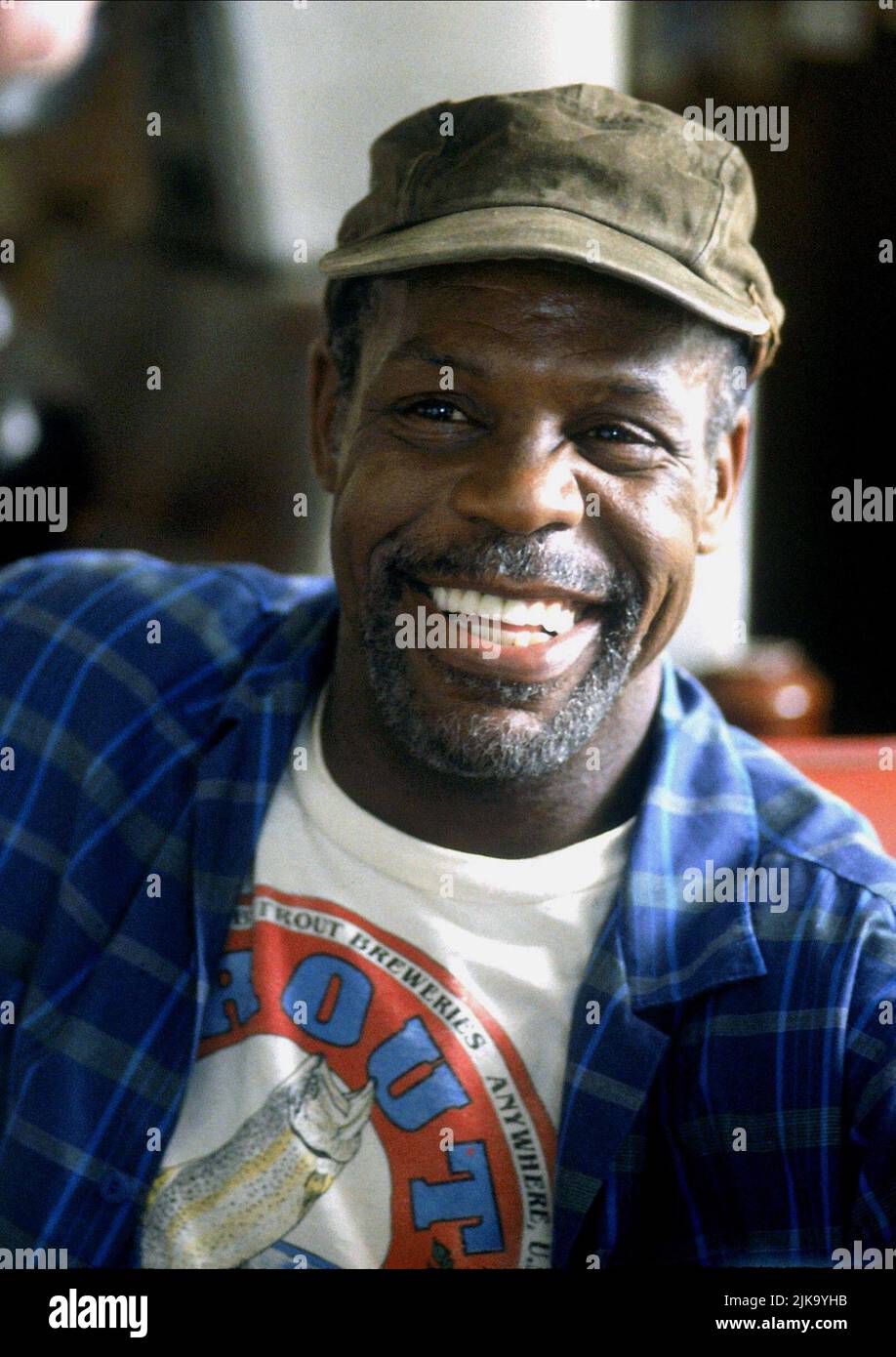 Danny Glover Film Gone Fishin'; Gone Fishing (1997) Regie: Christopher Cain 30. Mai 1997 **WARNUNG** dieses Foto ist nur für redaktionelle Zwecke bestimmt und unterliegt dem Copyright von TOUCHSTONE und/oder dem Fotografen, der von der Film- oder Produktionsgesellschaft beauftragt wurde, und kann nur durch Veröffentlichungen in Verbindung mit der Werbung für den obigen Film reproduziert werden. Es ist eine obligatorische Gutschrift für TOUCHSTONE erforderlich. Der Fotograf sollte ebenfalls angerechnet werden, wenn er bekannt ist. Ohne schriftliche Genehmigung der Film Company kann keine kommerzielle Nutzung gewährt werden. Stockfoto
