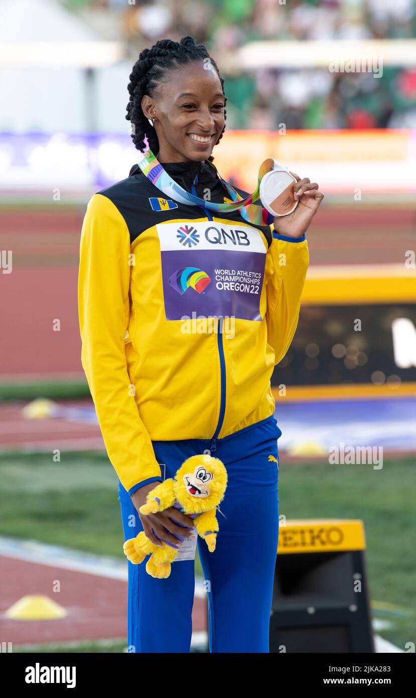 Sada Williams (BAR) mit ihrer Bronzemedaille im Damenfinale 400m am achten Tag bei den Leichtathletik-Weltmeisterschaften, Hayward Field, Eugene, Oregon U Stockfoto