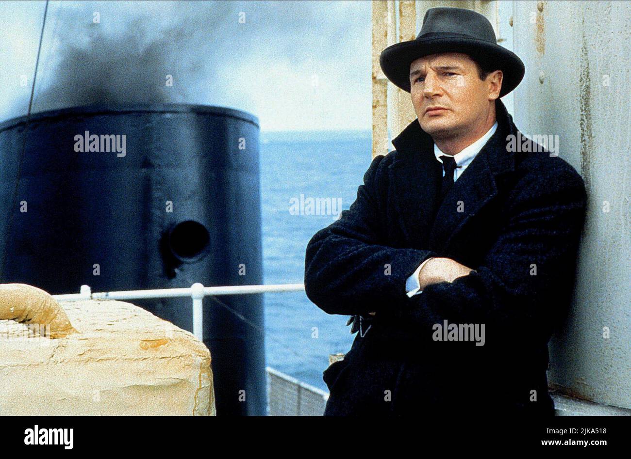 Liam Neeson Film: Michael Collins (USA/UK/IRL 1996) Charaktere: Michael Collins Regie: Neil Jordan 28 August 1996 **WARNUNG** Dieses Foto ist nur für redaktionelle Zwecke bestimmt und unterliegt dem Copyright von WARNER BROS. Und/oder des Fotografen, der von der Film- oder Produktionsfirma beauftragt wurde und nur durch Publikationen im Zusammenhang mit der Bewerbung des oben genannten Films reproduziert werden kann. Eine obligatorische Gutschrift an WARNER BROS. Ist erforderlich. Der Fotograf sollte auch bei Bekanntwerden des Fotos gutgeschrieben werden. Ohne schriftliche Genehmigung der Film Company kann keine kommerzielle Nutzung gewährt werden. Stockfoto