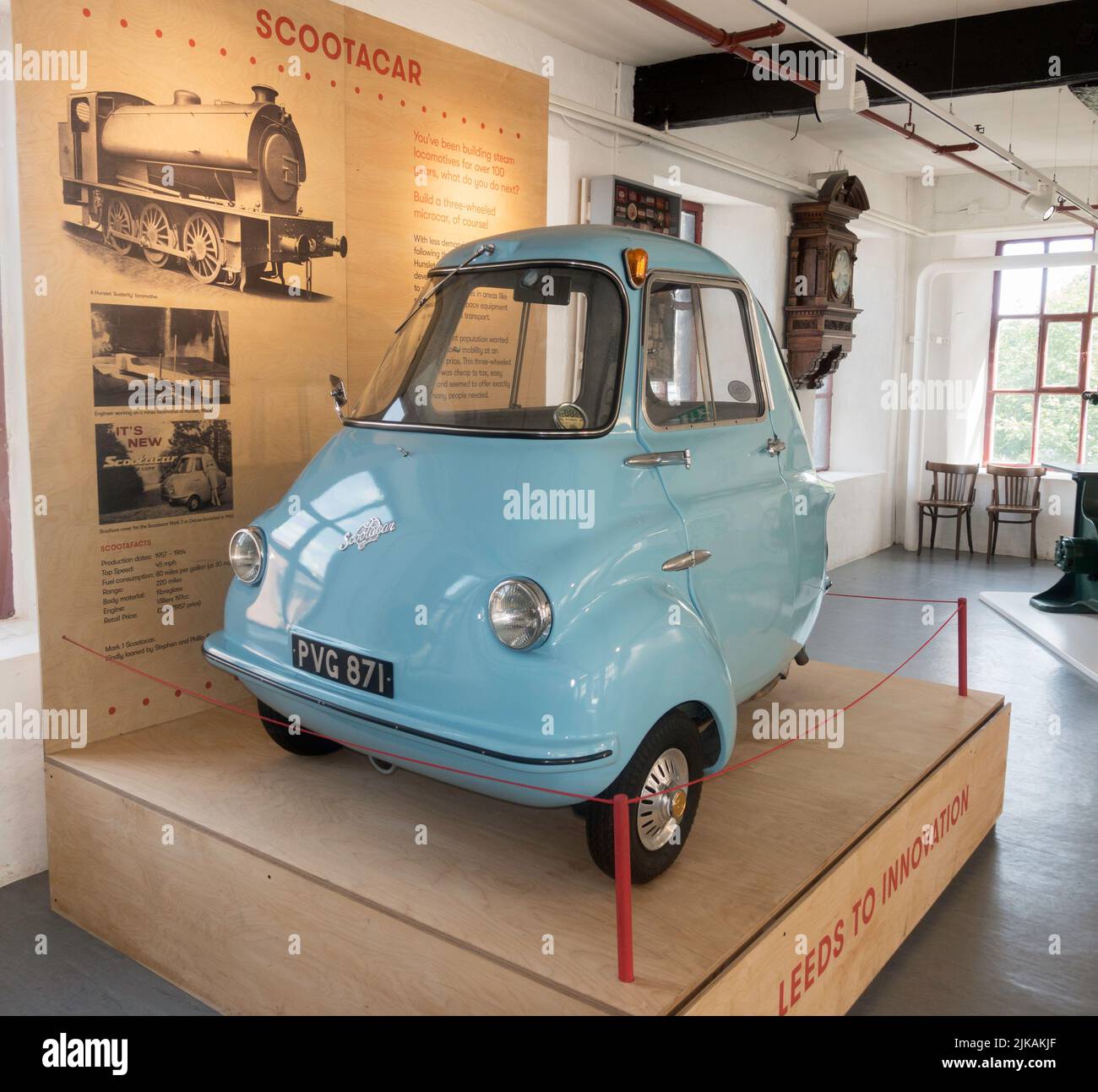 Ein Hunslet baute drei Rädern Scootacar gesehen in Leeds Industrial Museum, Armley Mills, Leeds, Yorkshire, England, VEREINIGTES KÖNIGREICH Stockfoto