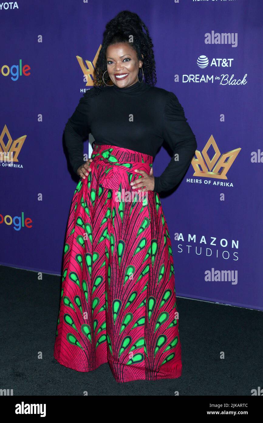 LOS ANGELES - 31. JULI: Yvette Nicole Brown bei den Erben der jährlichen Internationalen Frauenpreise 5. von Afrika im Sheraton Grand Hotel am 31. Juli 2022 in Los Angeles, CA (Foto: Katrina Jordan/Sipa USA) Stockfoto