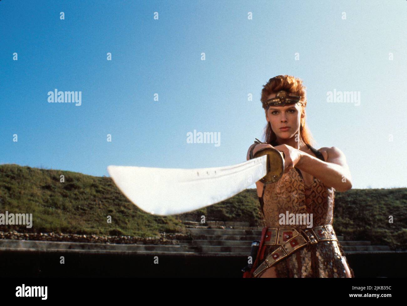 BRIGITTE NIELSEN in ROT SONJA (1985), Regie: RICHARD FLEISCHER. Kredit: M. G.M./VEREINIGTE KÜNSTLER / Album Stockfoto