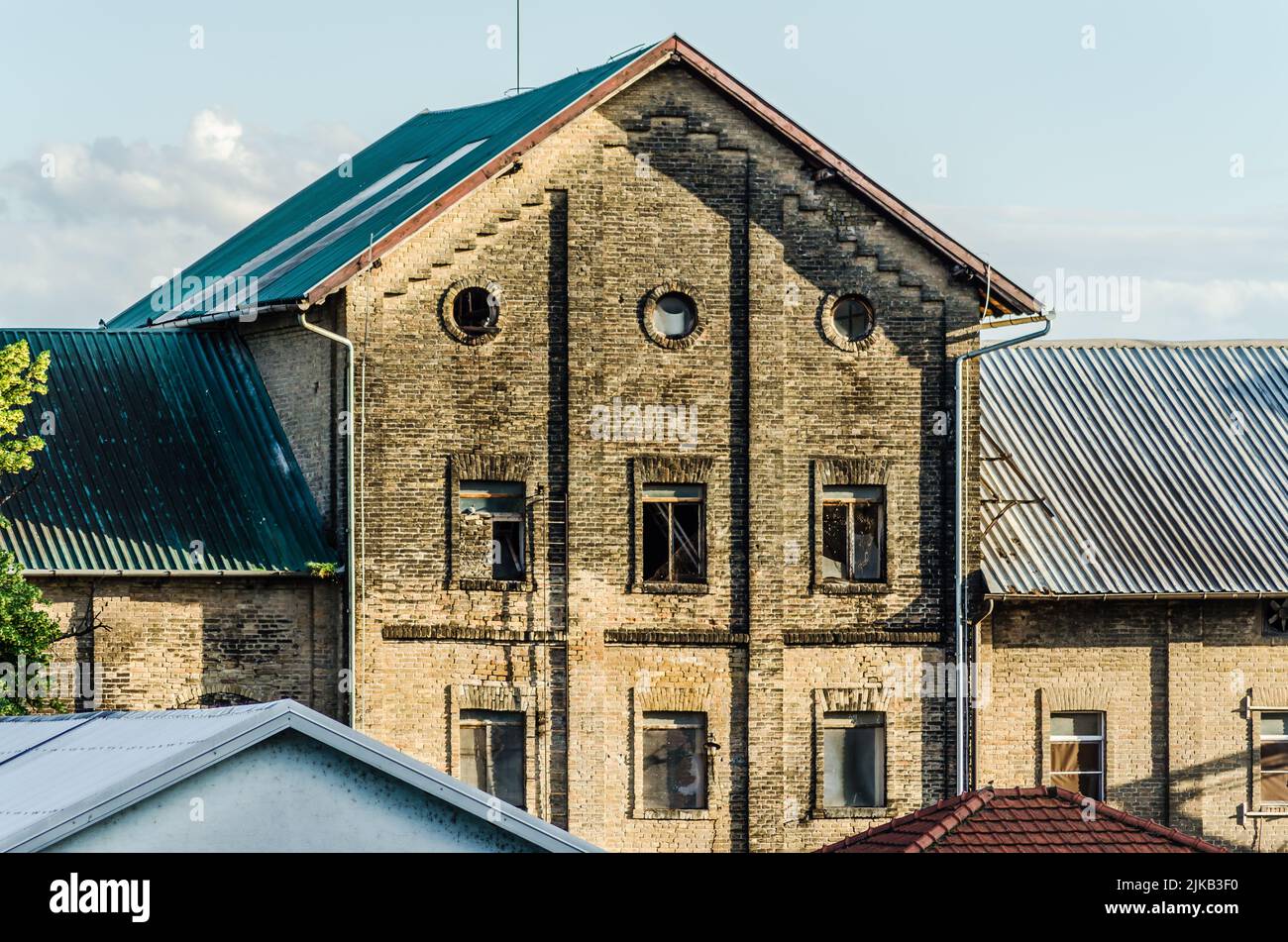 Srbobran ist eine Stadt in Serbien. Blick auf das alte Mühlengebäude in Srbobran. Stockfoto