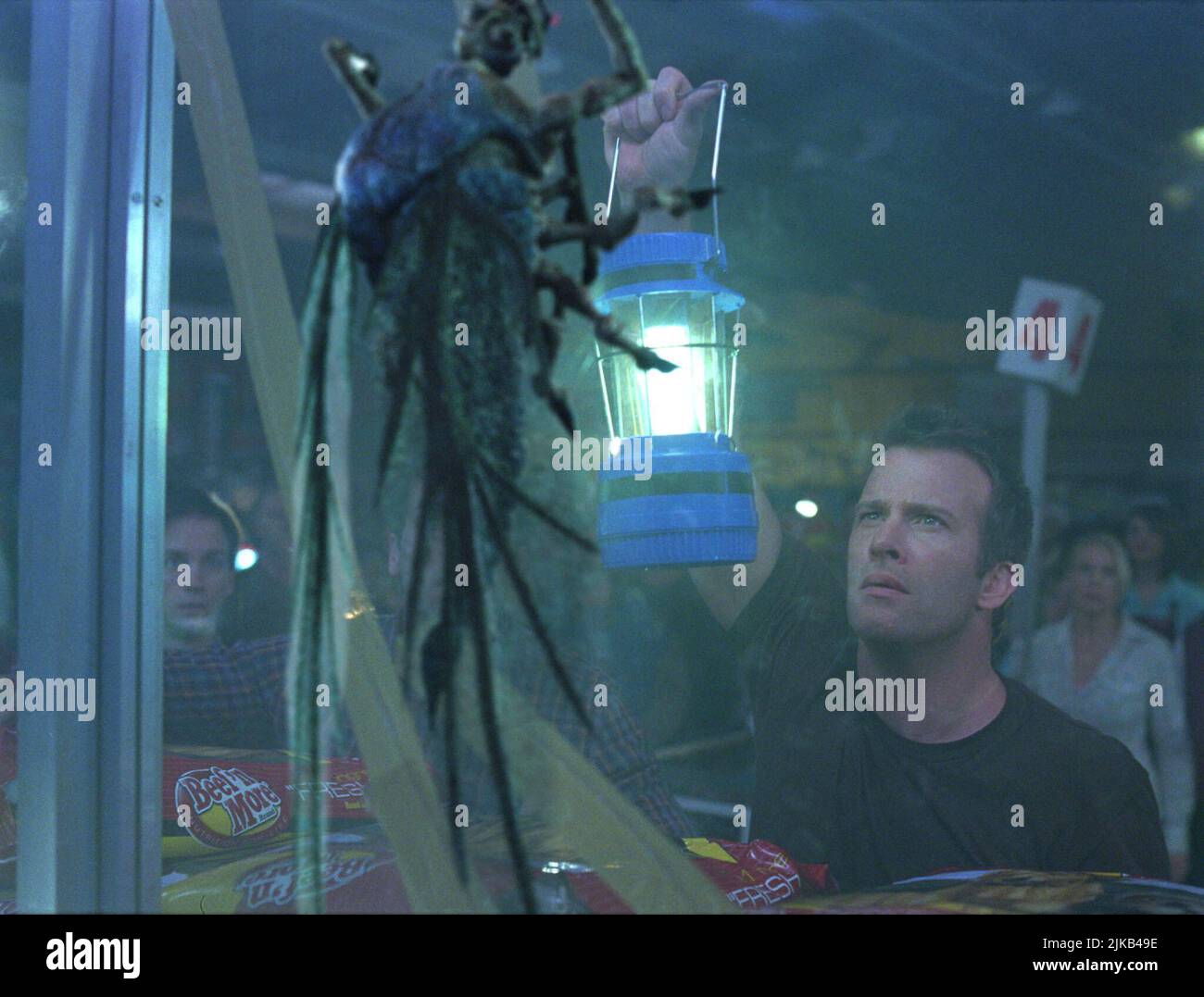 THOMAS JANE in THE MIST (2007), Regie: FRANK DARABONT. Credit: DARKWOODS PRODUCTIONS/DIMENSION FILMS / Album Stockfoto