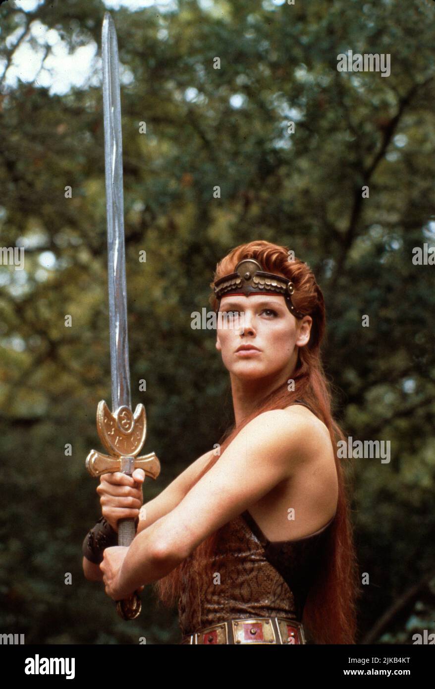 BRIGITTE NIELSEN in ROT SONJA (1985), Regie: RICHARD FLEISCHER. Kredit: M. G.M./VEREINIGTE KÜNSTLER / Album Stockfoto