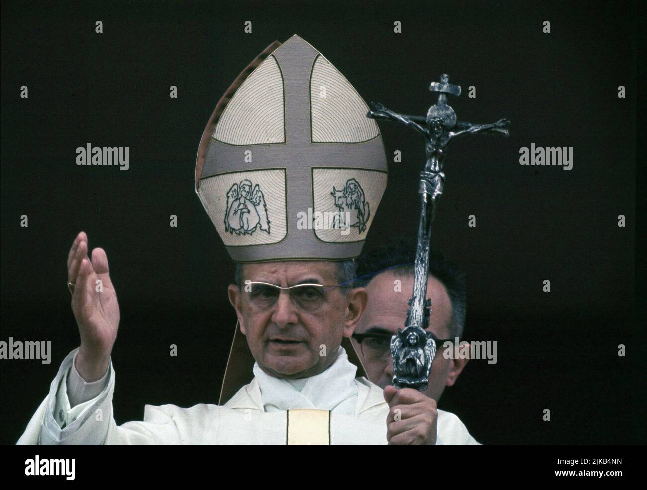 PABLO VI GIOVANNI BATTISTA MONTINI 1897-1978. PAPA. 1963 - 1978. FOTO DURANTE UN VIAJE A FATIMA. Stockfoto