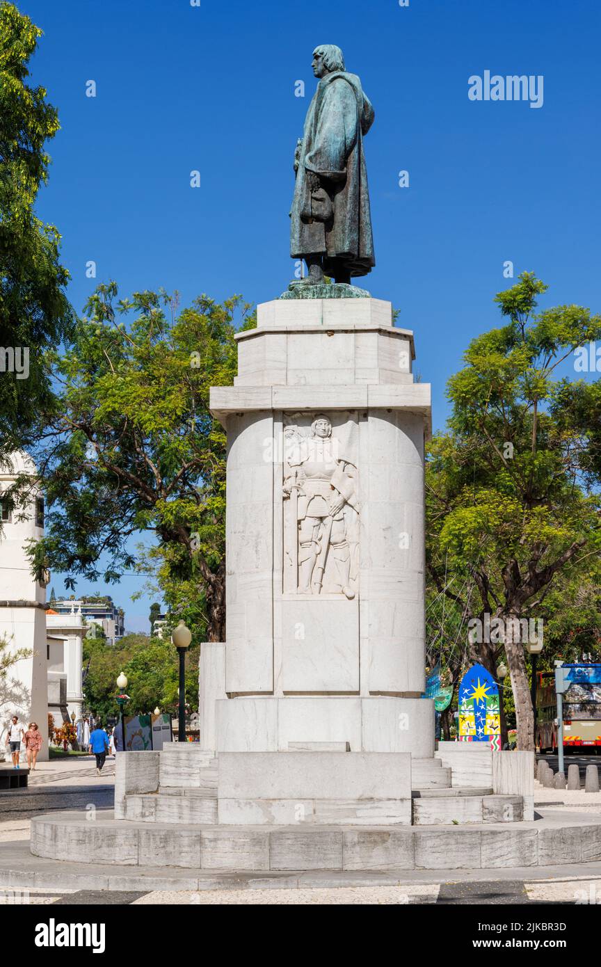 Statue des portugiesischen Seefahrers João Gonçalves Zarco an der Kreuzung der Av Arriaga an Av. zarco, Funchal, Madeira Stockfoto