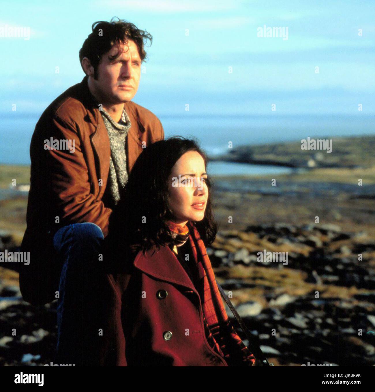 David O'Hara, Janeane Garofalo Film: The Matchmaker (1997) Charaktere: Sean Kelly,Marcy Tizard Regie: Mark Joffe 03 October 1997 **WARNUNG** Dieses Foto ist nur für redaktionelle Zwecke bestimmt und unterliegt dem Copyright von POLYGRAM und/oder dem Fotografen, der von der Film- oder Produktionsfirma beauftragt wurde, und kann nur von Publikationen im Zusammenhang mit der Bewerbung des oben genannten Films reproduziert werden. Eine obligatorische Gutschrift an POLYGRAM ist erforderlich. Der Fotograf sollte auch bei Bekanntwerden des Fotos gutgeschrieben werden. Ohne schriftliche Genehmigung der Film Company kann keine kommerzielle Nutzung gewährt werden. Stockfoto