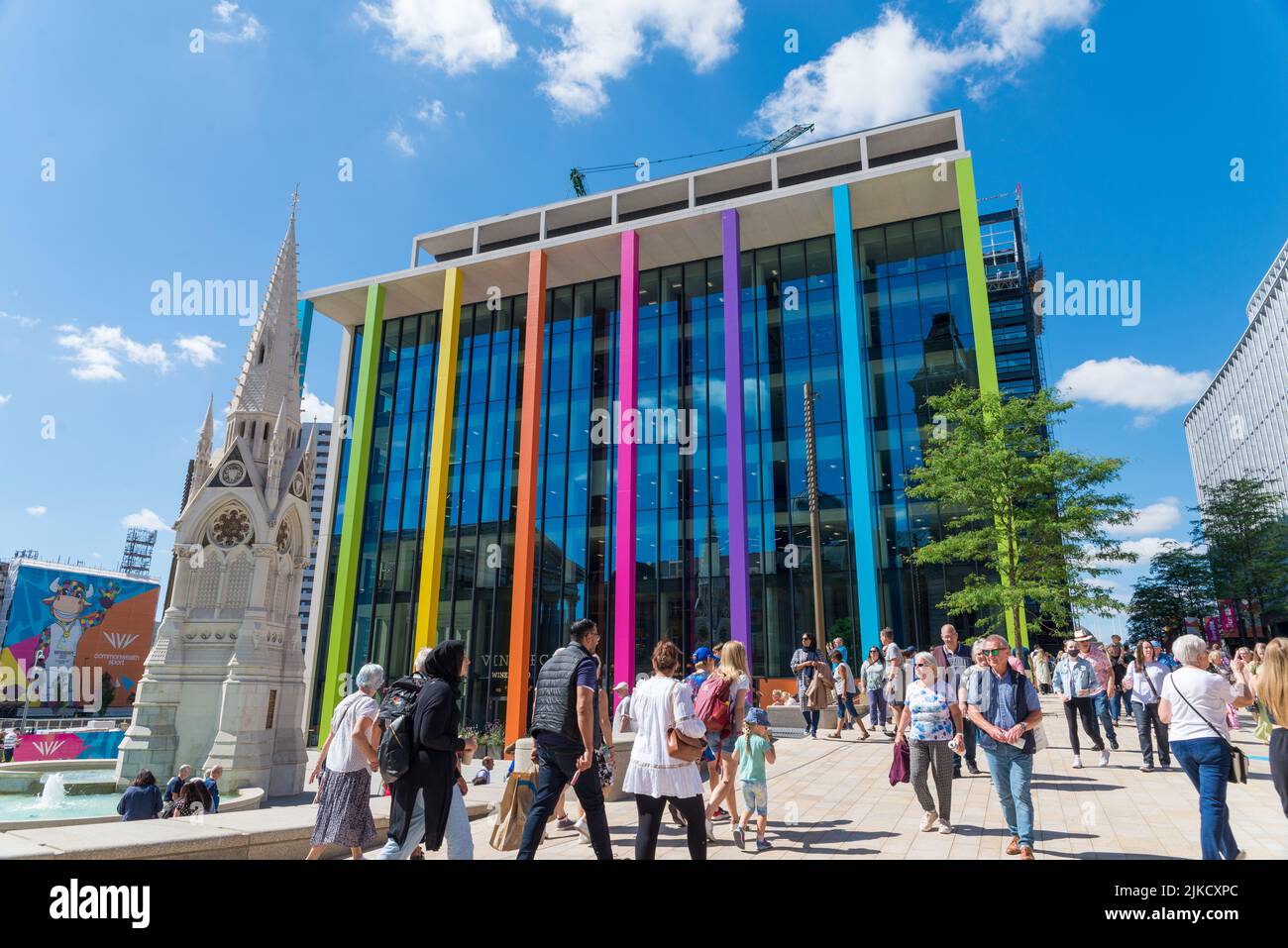 Massen von Besuchern in Birmingham für die Commonwealth Games 2022 Stockfoto