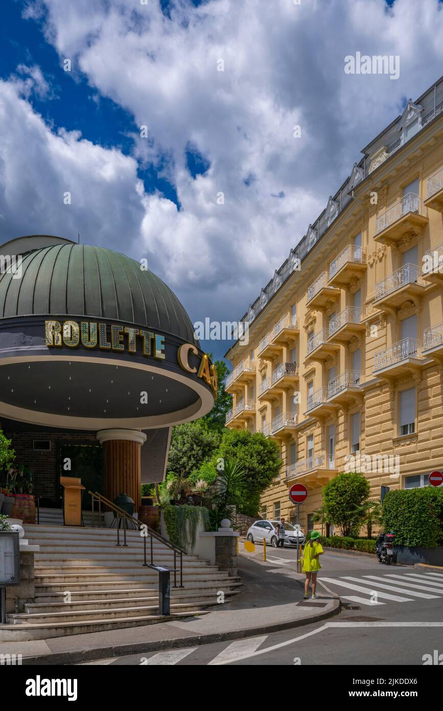 Blick auf das Roulette Casino auf der Hauptstraße in Opatija, Ostistrien, Kvarner Bucht, Ostistrien, Kroatien, Europa Stockfoto