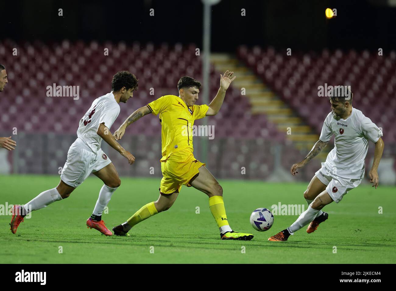 Foto Alessandro Garofalo/LaPresse30 Luglio 2022 Salerno, Italia - US Salernitana vs Reggina 1914 - amichevole estive prima trofeo Angelo Iervolino. Stadio Arechi. Nella foto: Antonio Iervolino (US Salernitana 1919); 30. Juli 2022 Salerno, Italien - US Salernitana vs Reggina 1914, Sportfußball, Sommerfreundschaftsspiel Erstes Angelo Iervolino Pokal Arechi Stadion. Im Bild: Antonio Iervolino (US Salernitana 1919); Stockfoto