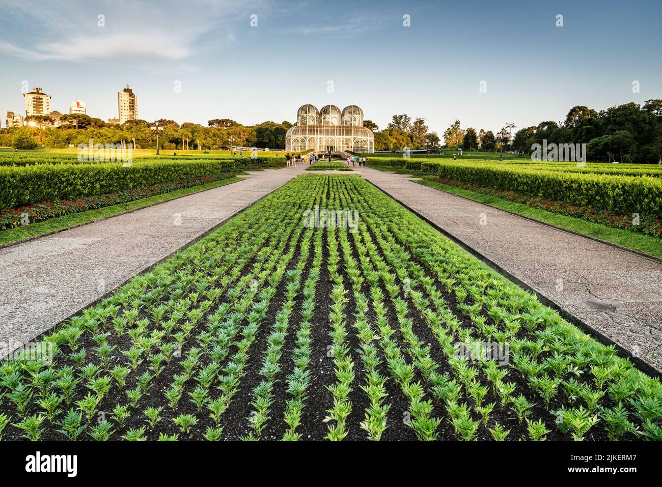 Französische Gärten und das Gewächshaus im Botanischen Garten von Curitiba, Brasilien Stockfoto