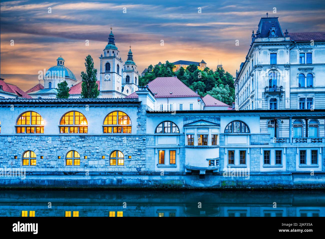 Ljubljana. Schöne Städte Europas - charmant, Hauptstadt Sloweniens Blick auf die Innenstadt, Schloss. Stockfoto