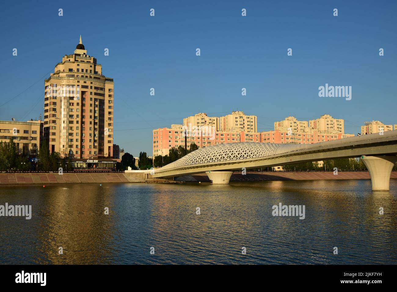 Astana (nur-Sultan), Kasachstan – Moderne Gebäude in Astana (nur-Sultan), der Hauptstadt Kasachstans Stockfoto