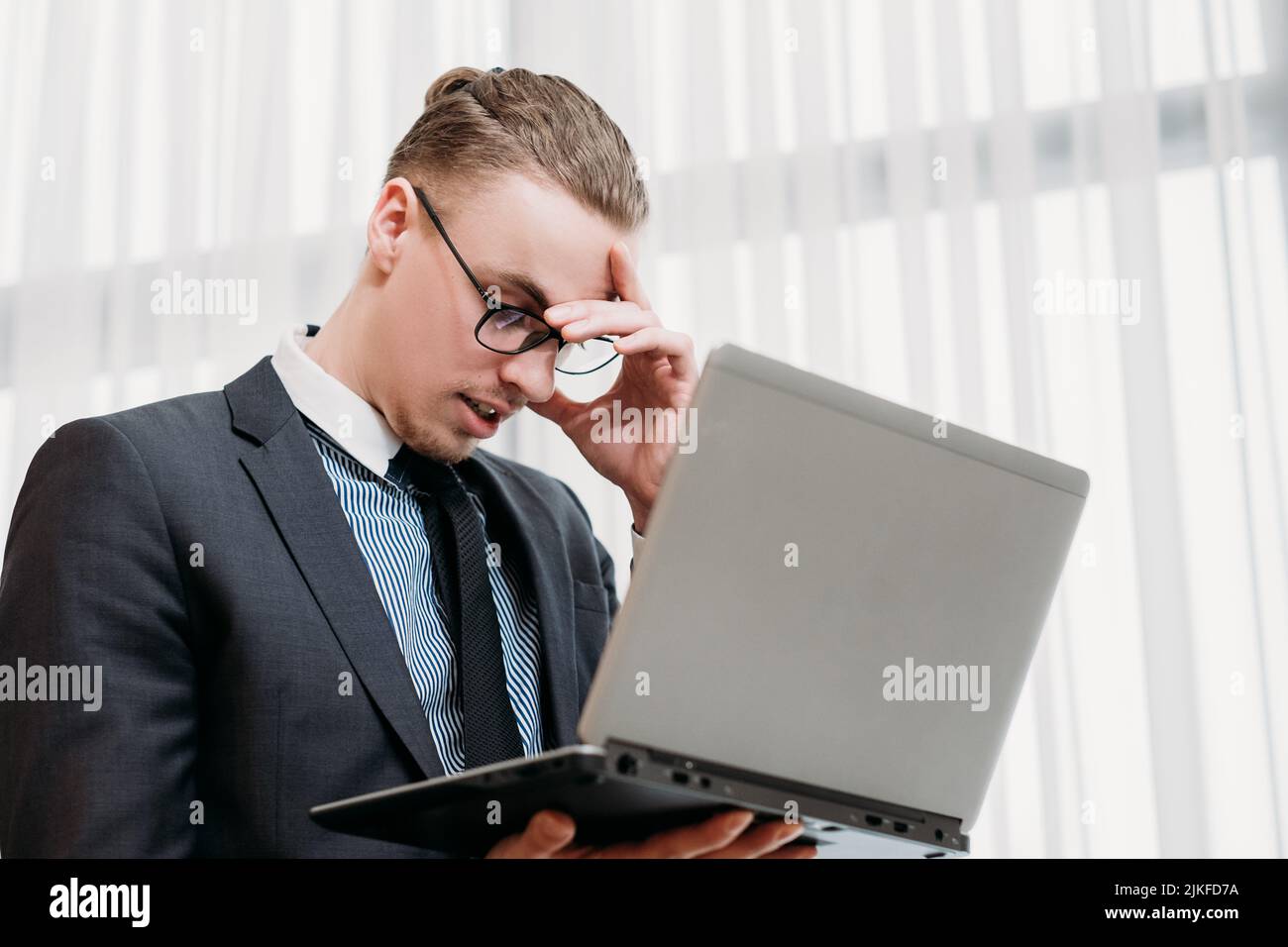 Finanzielle Probleme Scheitern betonte Geschäftsmann Stockfoto