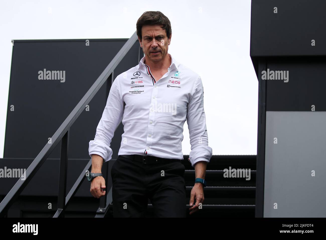 Mercedes GP Executive Director Toto Wolff im Fahrerlager vor dem Grand Prix von Ungarn F1 am Hungaroring am 31. Juli 2022 in Mogyorod, Ungarn. Stockfoto