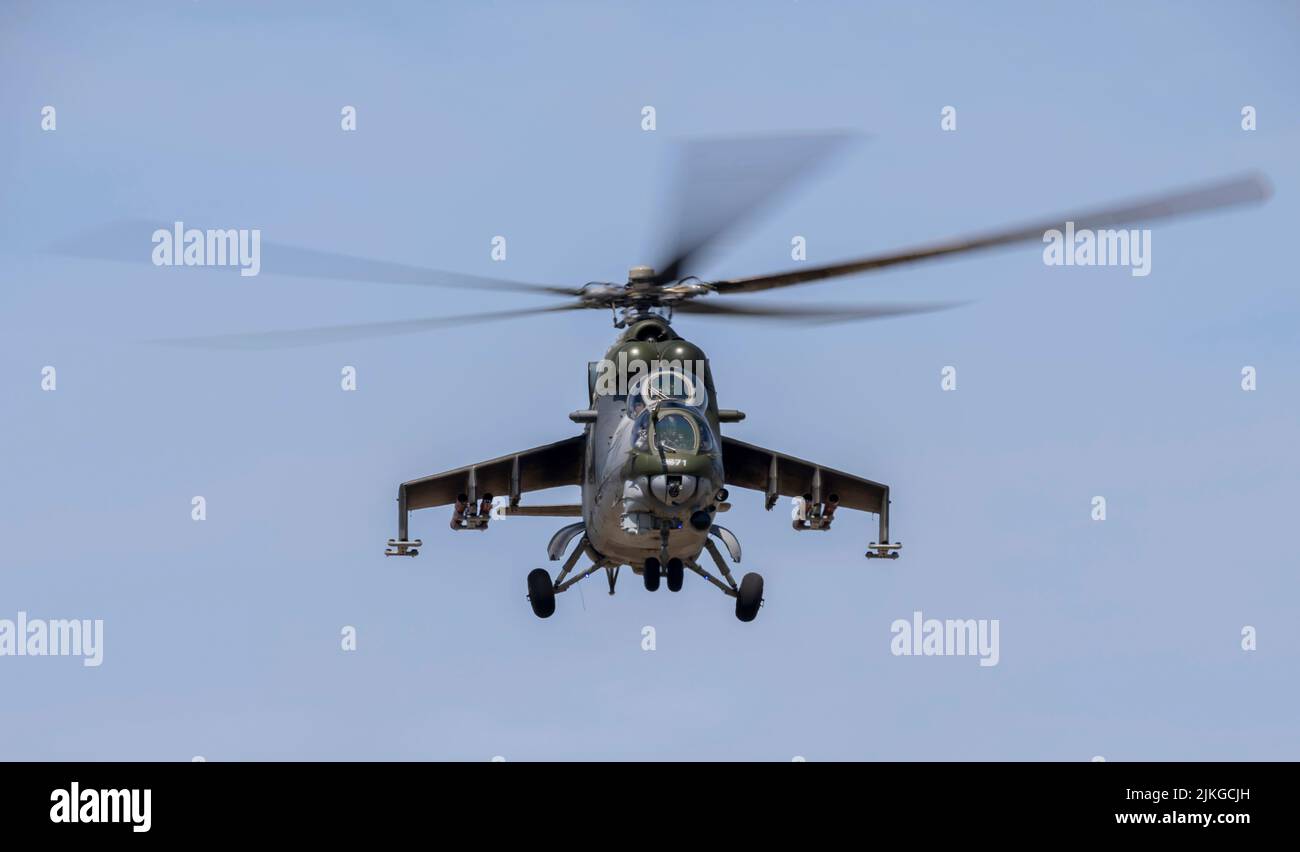 Tschechische Luftwaffe Mil Mi24 Hind Gunship/Attack Hubschrauber beim Royal International Air Tattoo Stockfoto