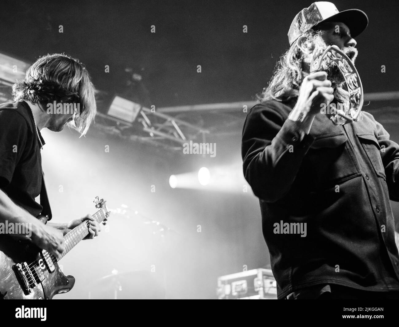 Reef, Live hochauflösende Bilder der legendären Indie-Rockband von Glastonbury, die live auf Tour 2022 spielt, für die Shoot Me Your Ace Album Tour. Stockfoto