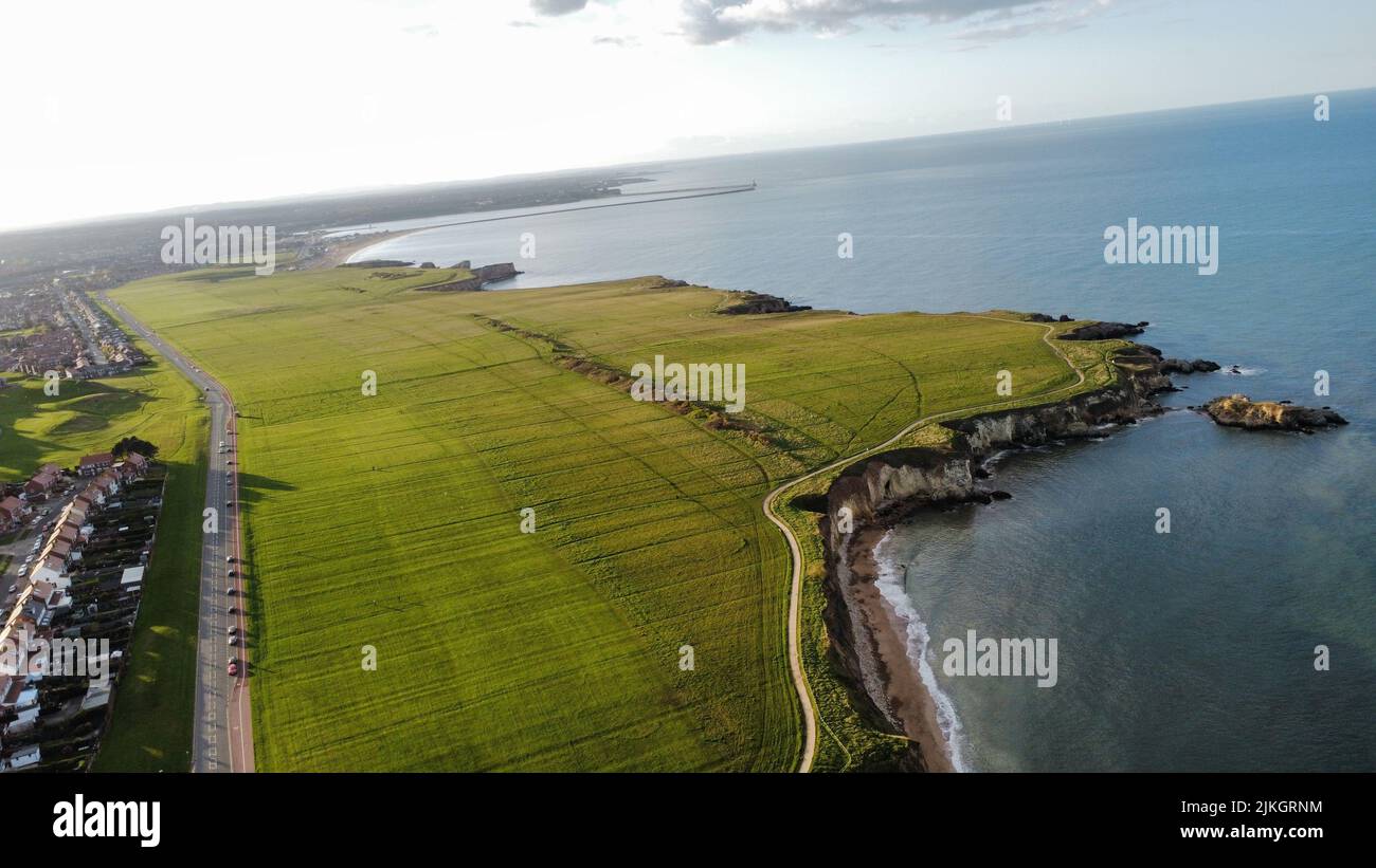 Eine wunderschöne Aussicht auf den Fluss Tyne in der Nähe der Stadt South Shields in England Stockfoto