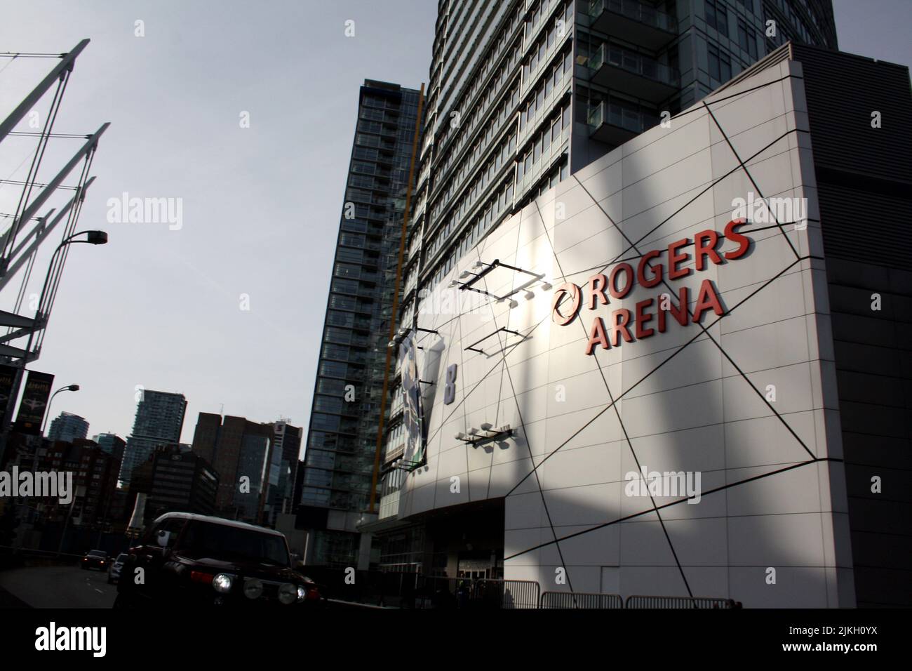 Die berühmte Rogers Arena im Zentrum von Vancouver bei Sonnenuntergang, British Columbia, Kanada Stockfoto