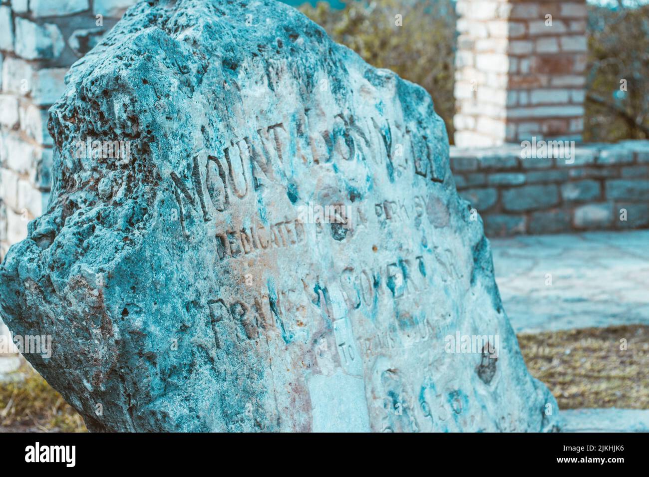 Ein Felsschild am Mount Bonnell in Austin, Texas Stockfoto