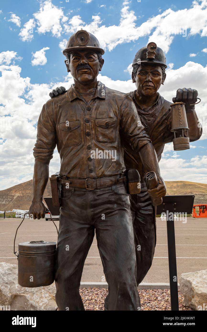 Green River, Wyoming - Eine Skulptur, Shift Change von Bryan Cordova, feiert die Bergleute, die das Mineral Trona aus den Minen im Südwesten von Wy gegraben haben Stockfoto