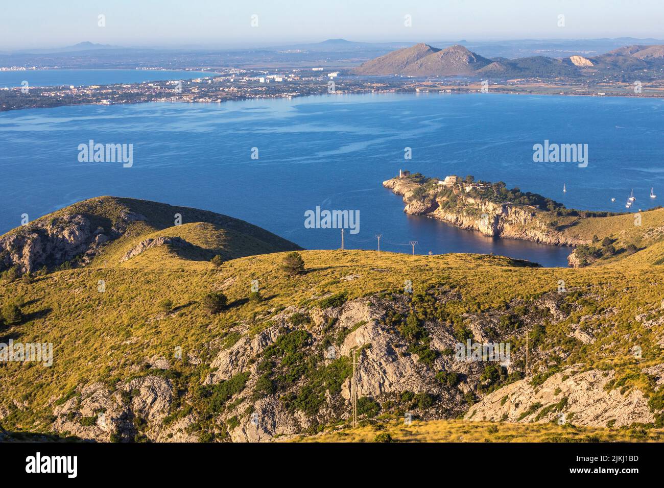 Spanien, Balearen, Mallorca, Bezirk Pollença. La Fortaleza, Punta Avanzada, Puerto de Pollensa Stockfoto