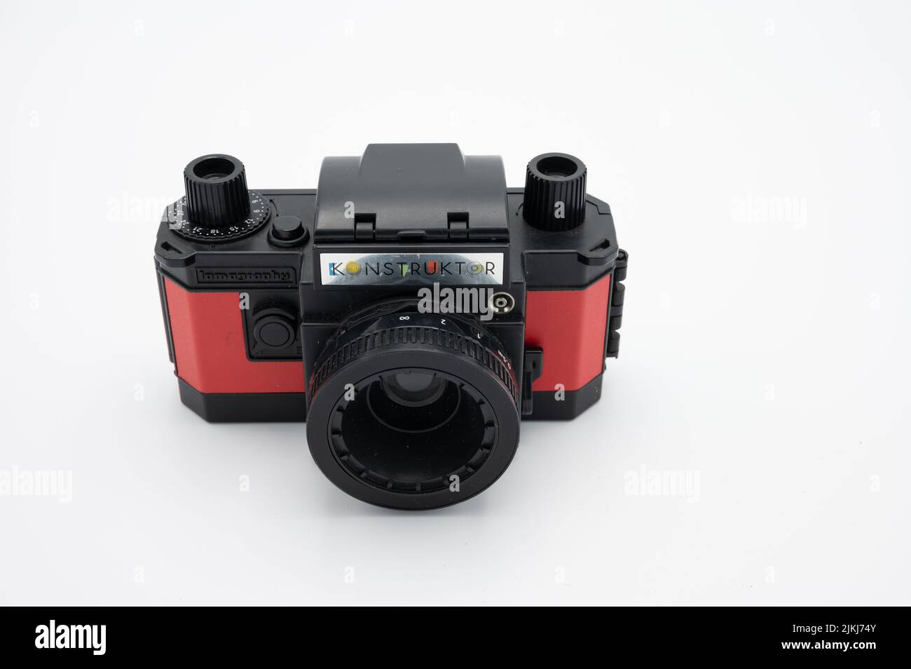 Analoge Kamera. Es ist Plastikspielzeug, aber es funktioniert Stockfoto