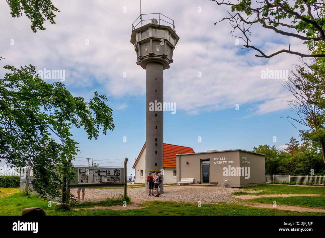 Deutschland, Mecklenburg-Vorpommern, Ostsee, Ostseebad Kühlungsborn, Ostsee-Grenzturm Stockfoto